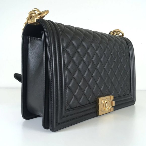 Chanel Boy Bag - Picture 2 of 6